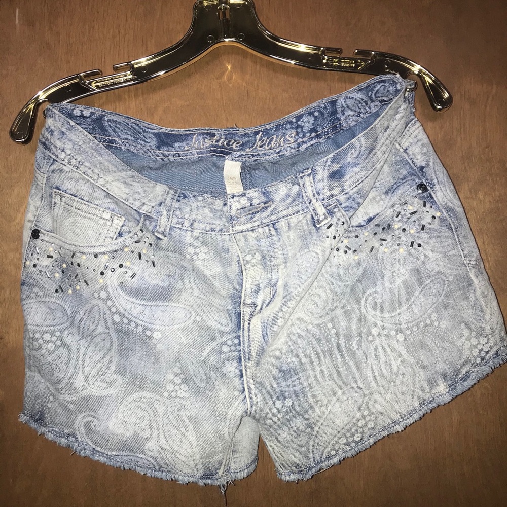 Girl’s shorts